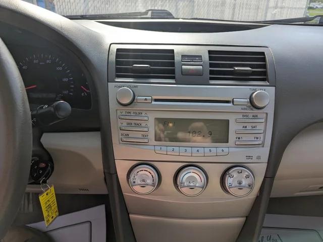 2010 Toyota Camry LE
