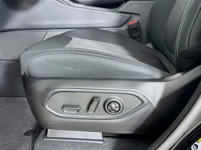 2025 Jeep Grand Cherokee L Laredo X 4x4