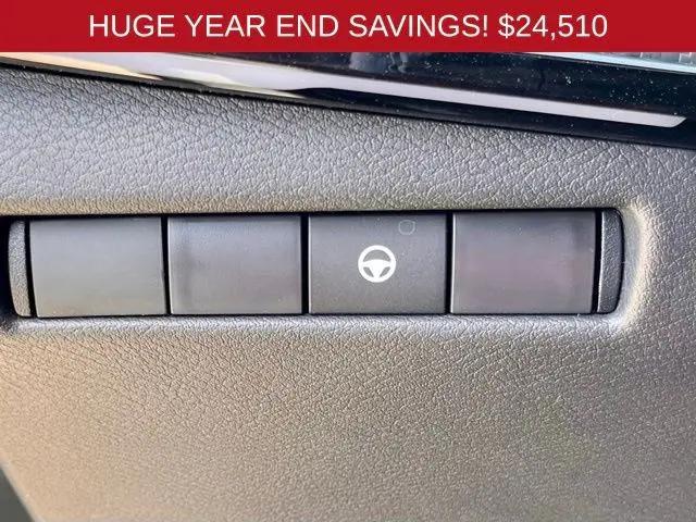 2025 Nissan Kicks SR Intelligent AWD