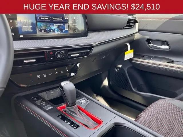 2025 Nissan Kicks SR Intelligent AWD