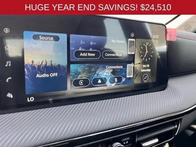 2025 Nissan Kicks SR Intelligent AWD