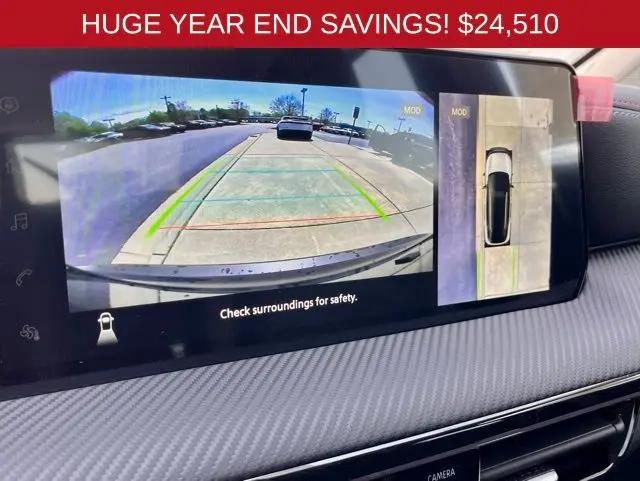 2025 Nissan Kicks SR Intelligent AWD