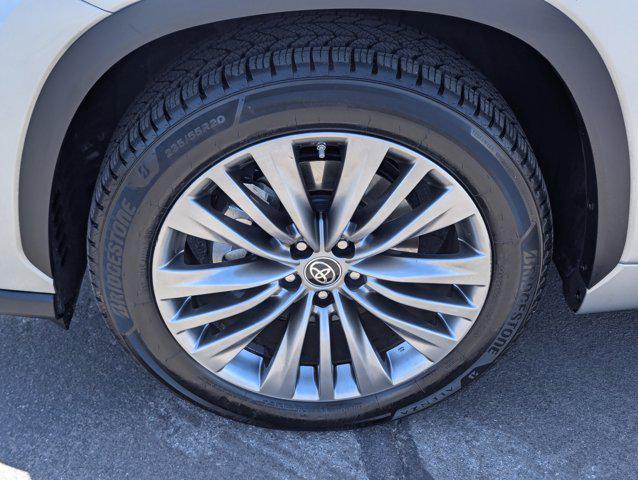 Used 2021 Toyota Highlander For Sale in Tucson, AZ