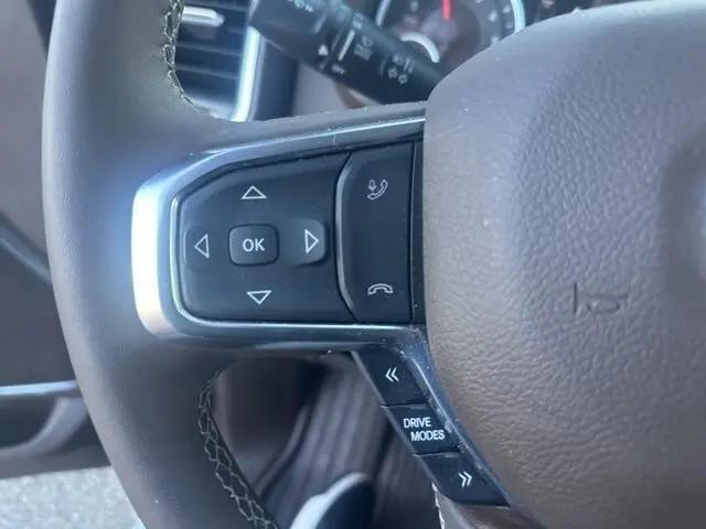2025 Ram 1500 Laramie Crew Cab 4x4 5'7" Box