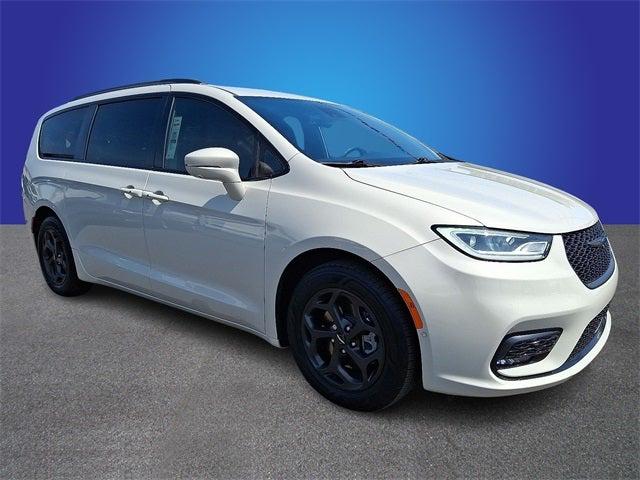 2021 Chrysler Pacifica Hybrid Touring L