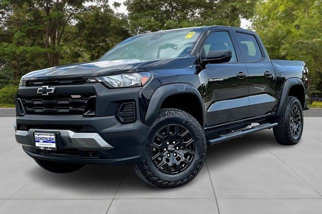 2023 Chevrolet Colorado 4WD Crew Cab Short Box Trail Boss