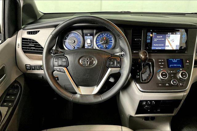 Used 2017 Toyota Sienna For Sale in Olive Branch, MS