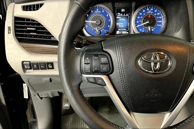 Used 2017 Toyota Sienna For Sale in Olive Branch, MS