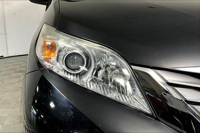 Used 2017 Toyota Sienna For Sale in Olive Branch, MS