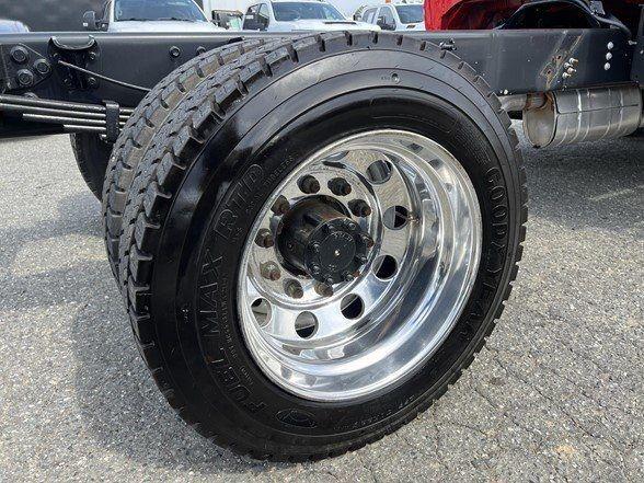 2021 Ford F-650 Base