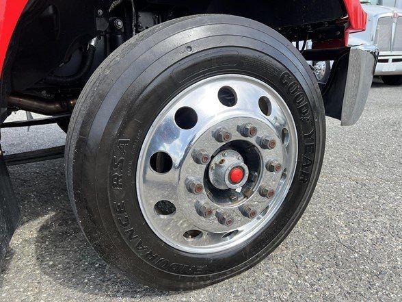 2021 Ford F-650 Base