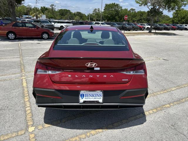 2025 Hyundai Elantra Hybrid SEL Sport