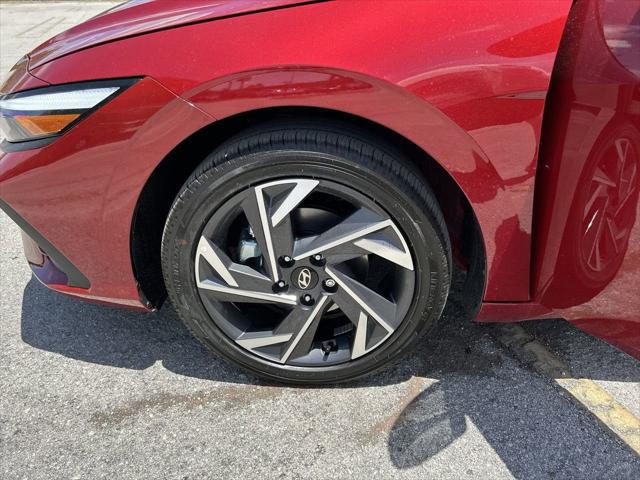 2025 Hyundai Elantra Hybrid SEL Sport