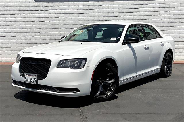 2023 Chrysler 300 Touring
