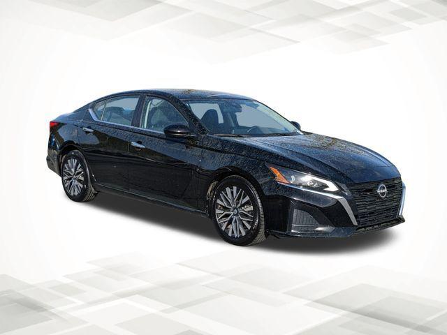 2023 Nissan Altima SV FWD