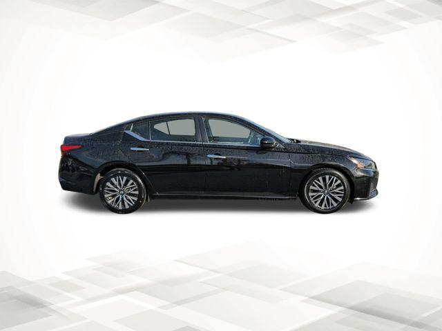 2023 Nissan Altima SV FWD