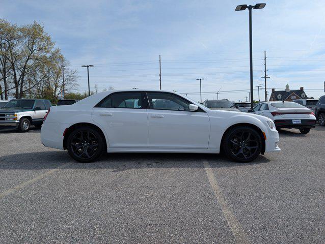 2023 Chrysler 300 Touring L