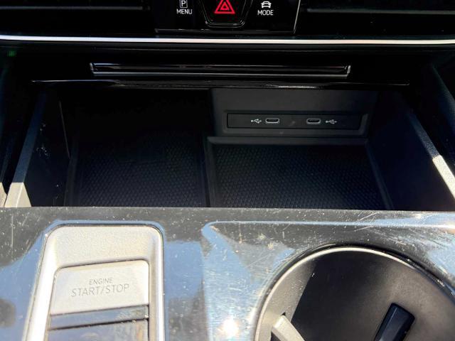 2024 Volkswagen Atlas Cross Sport 2.0T SEL Premium R-Line