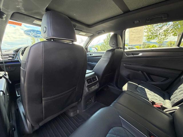 2024 Volkswagen Atlas Cross Sport 2.0T SEL Premium R-Line
