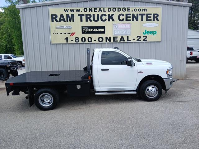 2024 RAM 3500 Chassis Tradesman/SLT