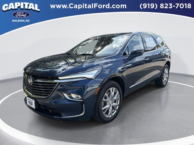 2022 Buick Enclave AWD Essence