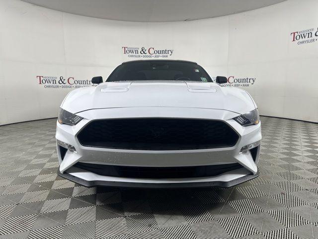 2022 Ford Mustang EcoBoost Fastback