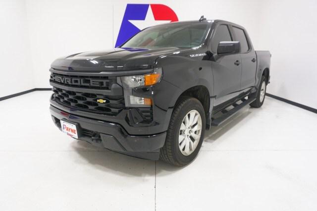 2023 Chevrolet Silverado 1500 2WD Crew Cab Short Bed Custom