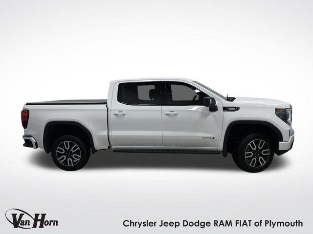 2023 GMC Sierra 1500 4WD Crew Cab Short Box AT4