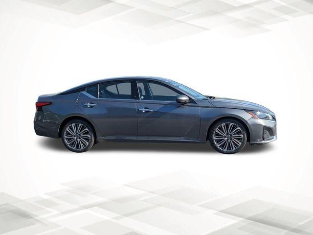 2023 Nissan Altima SL FWD