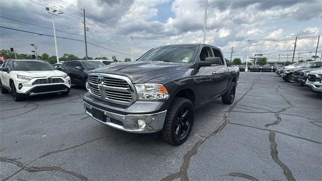 2017 RAM 1500 Big Horn Crew Cab 4x4 57 Box