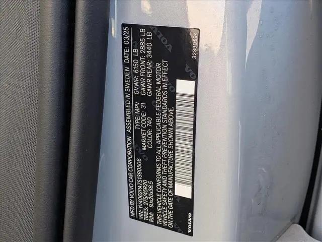 2025 Volvo XC90 B6 Core