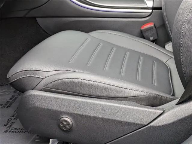 2025 Mercedes-Benz C-CLASS C 300 C 300