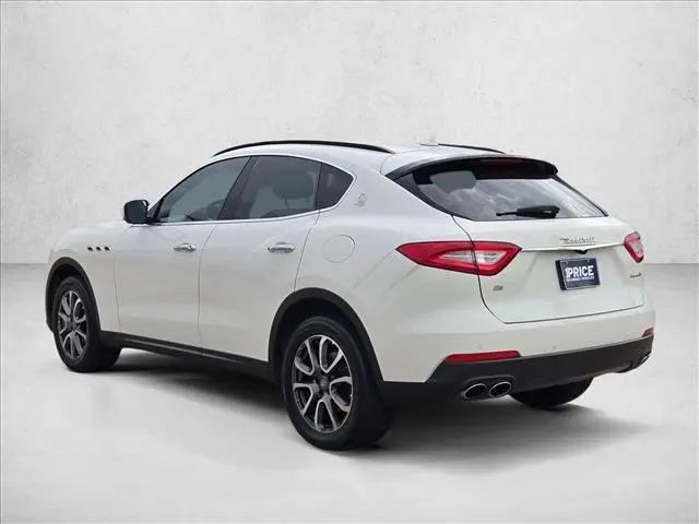 2018 Maserati Levante Standard
