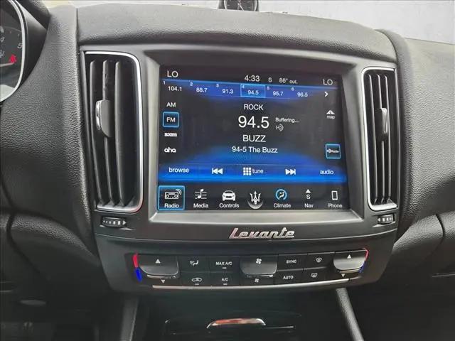 2018 Maserati Levante Standard