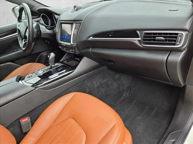 2018 Maserati Levante Standard