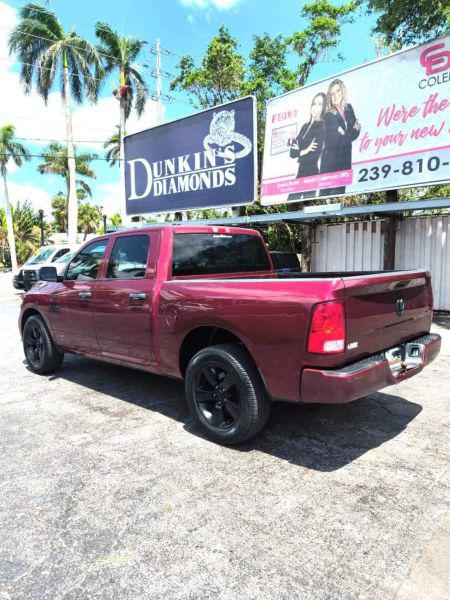 2017 Ram 1500 Express Crew Cab 4x2 5'7" Box