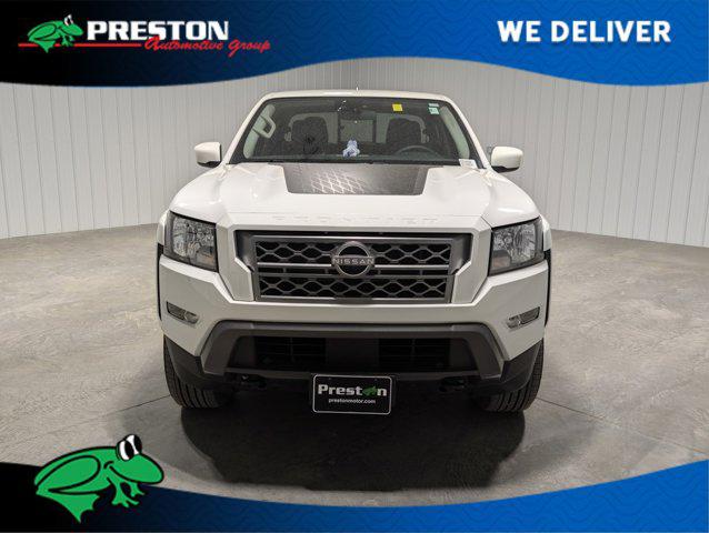 2022 Nissan Frontier Crew Cab Long Bed SV 4x4