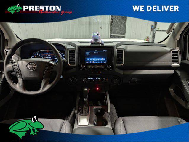 2022 Nissan Frontier Crew Cab Long Bed SV 4x4