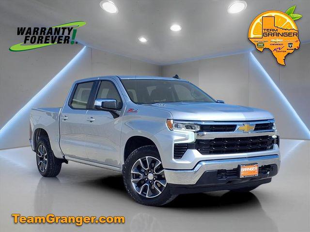 2022 Chevrolet Silverado 1500 4WD Crew Cab Standard Bed LT