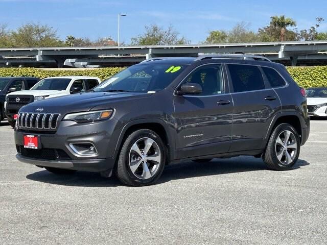 2019 Jeep Cherokee Limited FWD