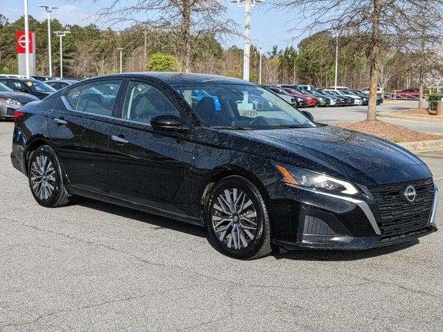 2023 Nissan Altima SV FWD