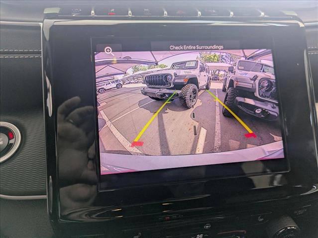 2025 Jeep Grand Cherokee L Laredo X 4x4