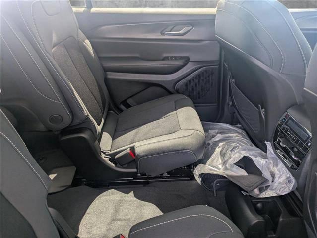 2025 Jeep Grand Cherokee L Laredo X 4x4