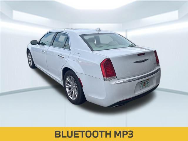 2016 Chrysler 300C C