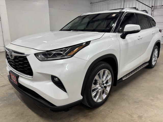 2022 Toyota Highlander Limited