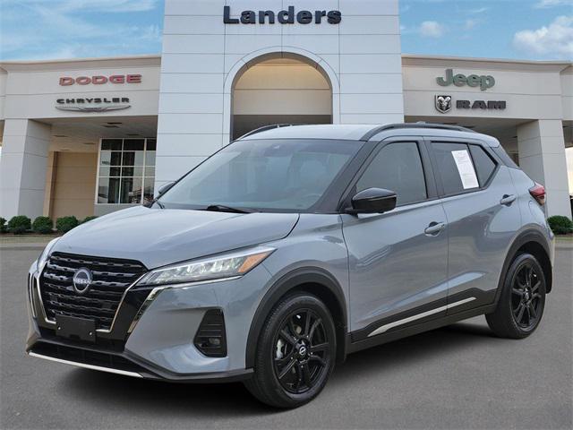 2023 Nissan Kicks SR Xtronic CVT