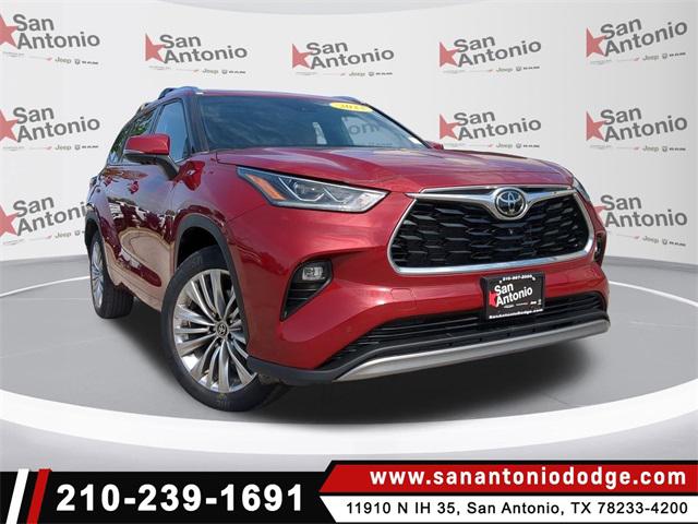 2023 Toyota Highlander Platinum