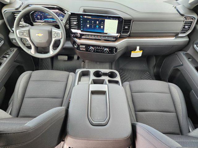 2025 Chevrolet Silverado 1500 LT 4WD