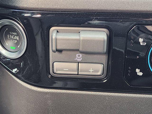 2025 Chevrolet Silverado 1500 LT 4WD