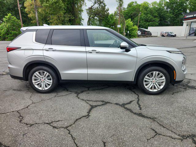 2024 Mitsubishi Outlander ES 2.5 2WD